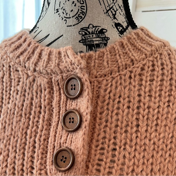 Pink Lily Cozy Knit Button pullover Sweater, pinkish mauve, size small. GUC - Picture 3 of 8